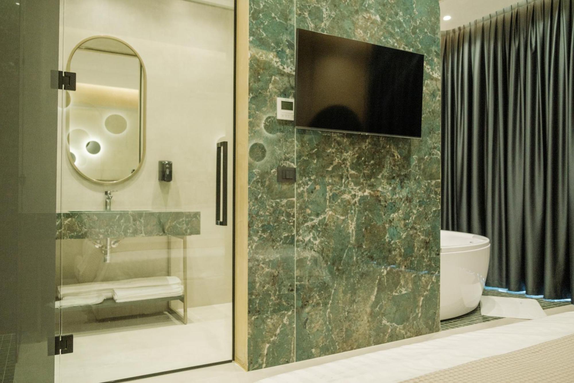Comfort Suites Голем Экстерьер фото