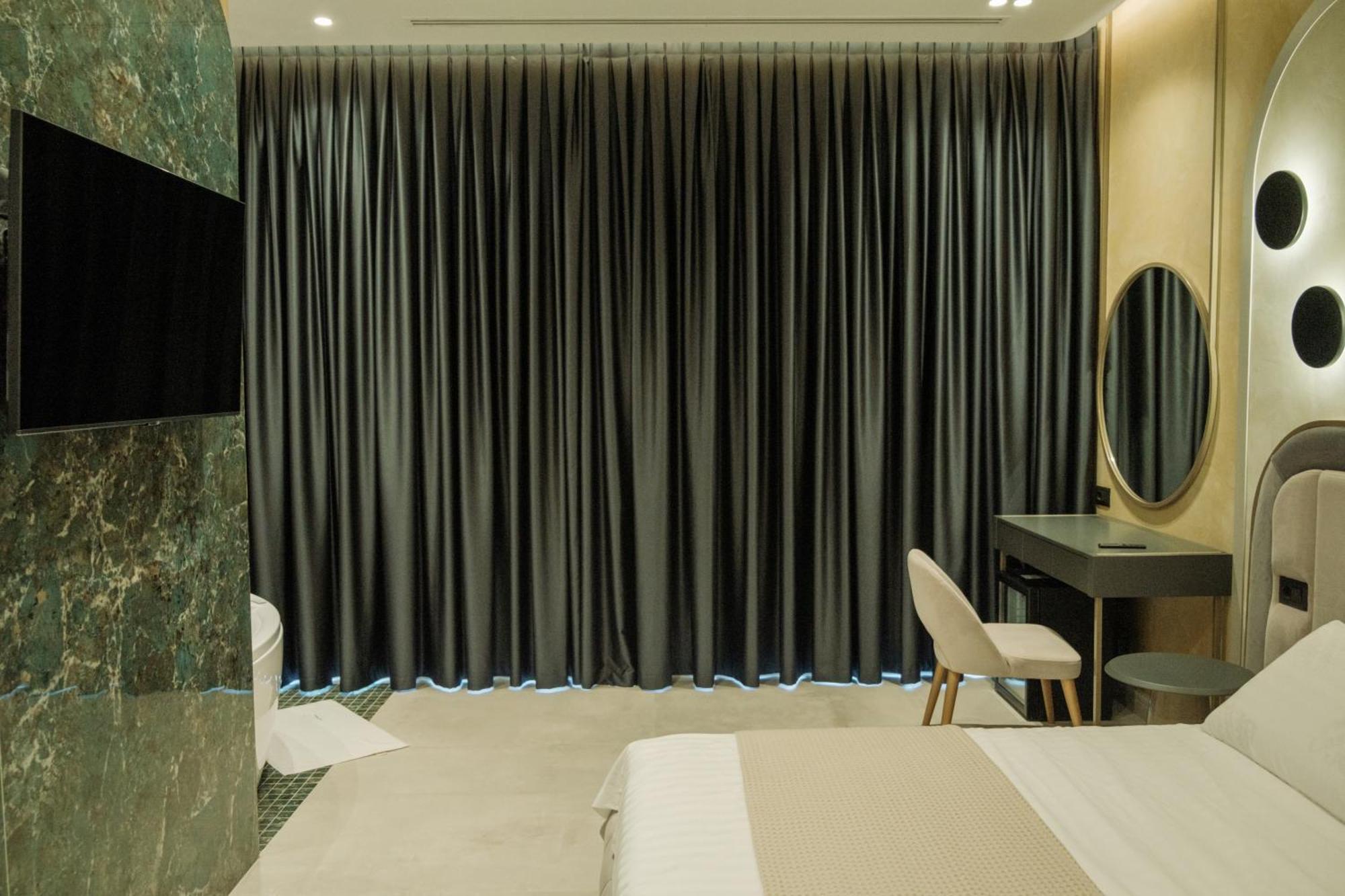 Comfort Suites Голем Экстерьер фото