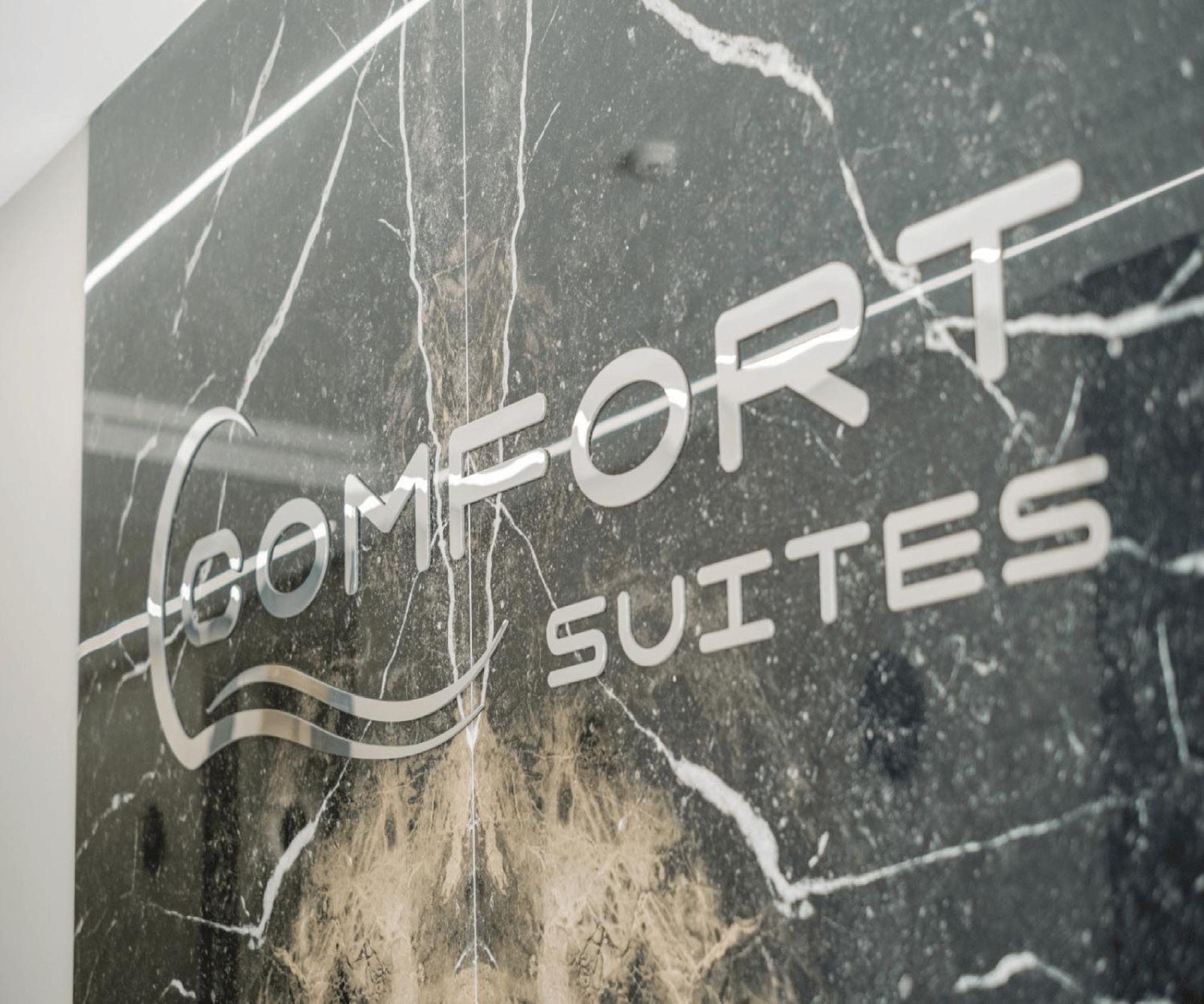 Comfort Suites Голем Экстерьер фото